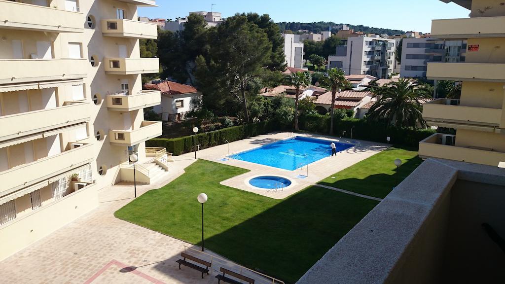For A Stay Aqua Salou Bilik gambar